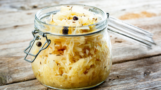 Lacto-Fermented Sauerkraut