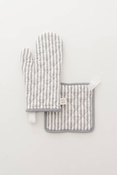 Oven Mitt + Potholder - Quilted Linen Set in Light Blue