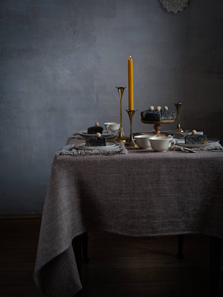 Linen Tablecloth Choco Chevron, Herringbone Weave : 52 x 108 - Lacuisinebozeman
