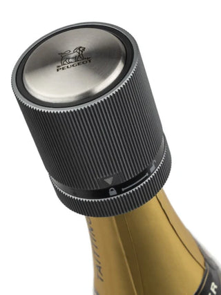 Line Bottle Stopper, Carbone - Lacuisinebozeman